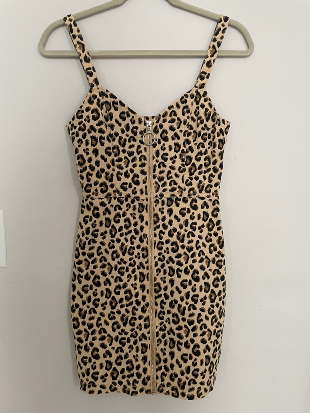 Leopard Print Zip-Front Bodycon Dress
